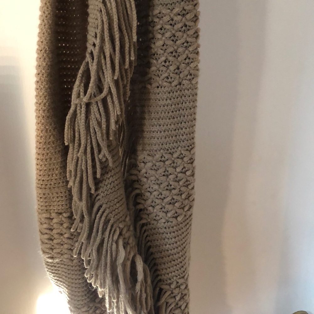 Scarf - Picture 2 of 2